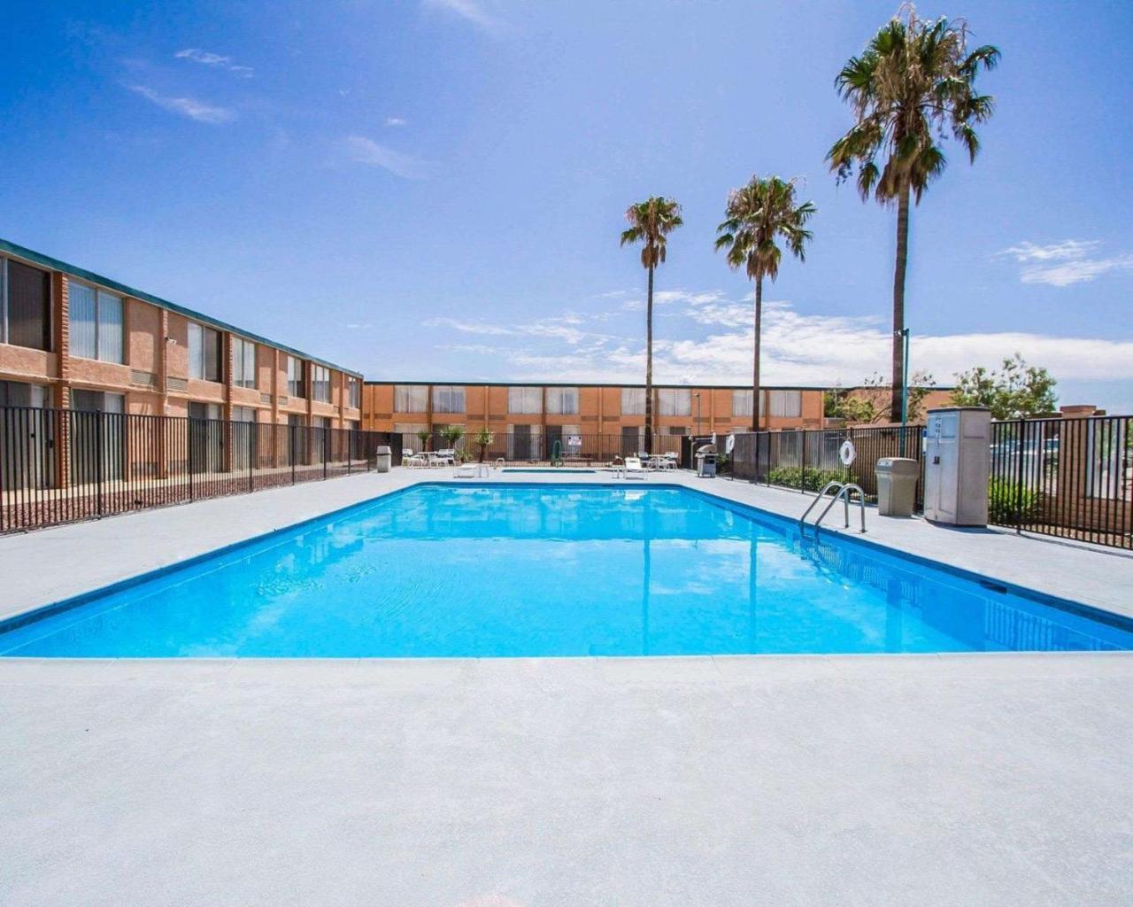 Quality Inn Near Ft Huachuca Сьерра-Виста Экстерьер фото
